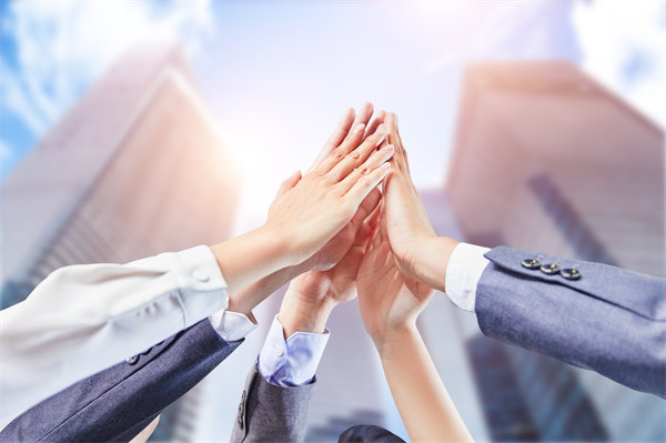 立足企業(yè)實際，制定可行經(jīng)營計劃，確保企業(yè)穩(wěn)健前行