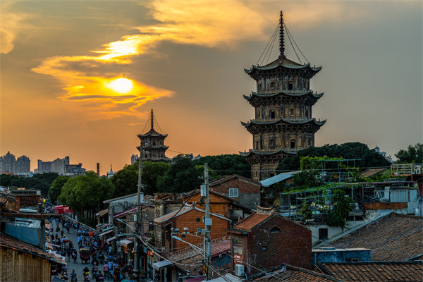 泉州集團(tuán)管控咨詢(xún)公司如何強(qiáng)化集團(tuán)集權(quán)與分權(quán)？