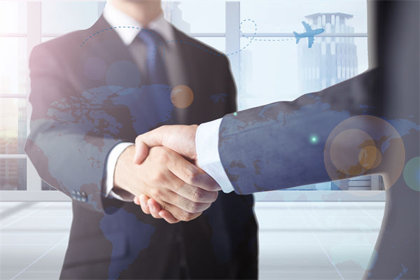 王毅：中俄永不為敵，對企業(yè)戰(zhàn)略管理有何啟示？